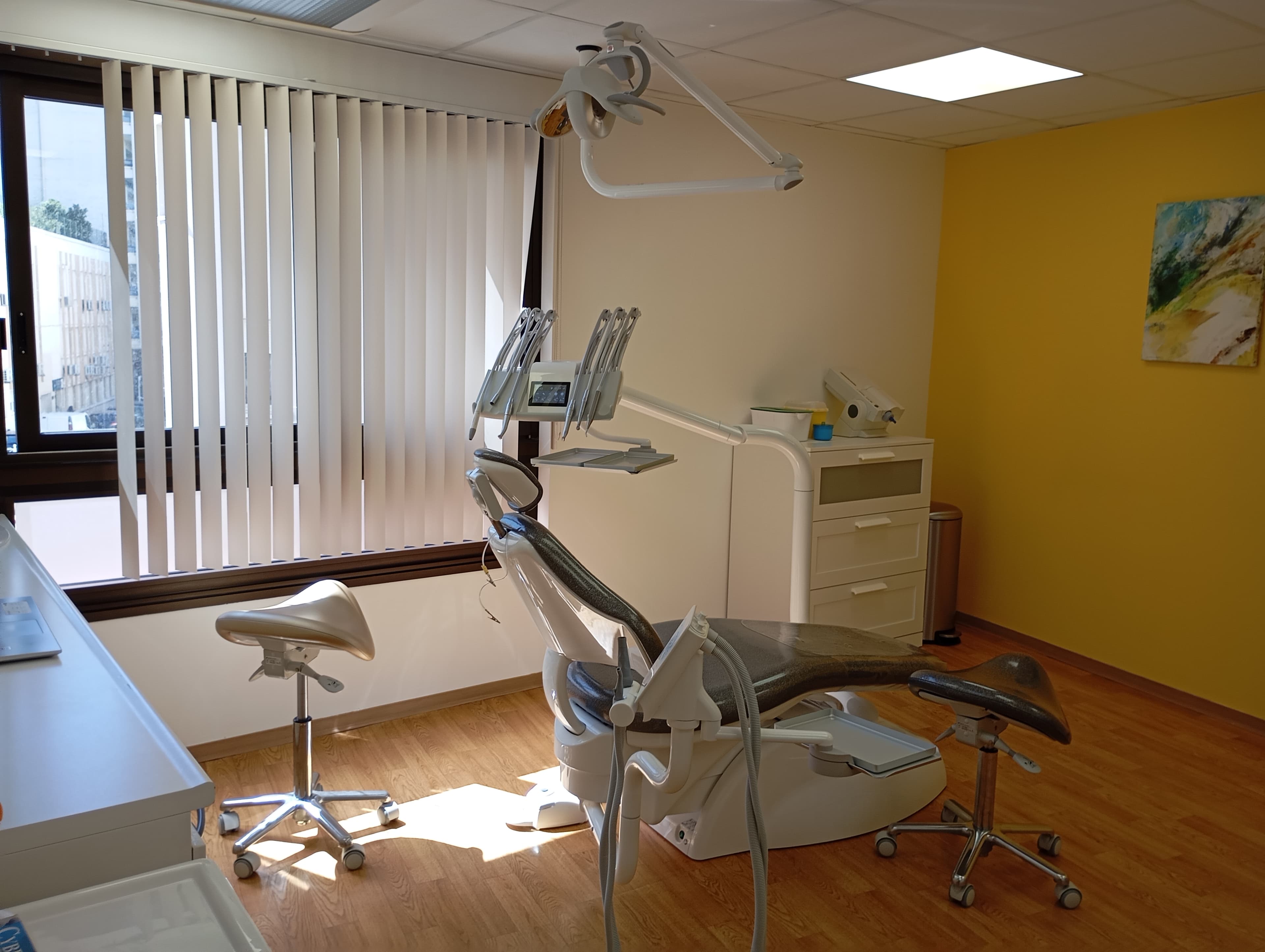 poste chirurgien dentiste libéral