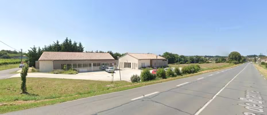 Local médical de 13m2 à louer dans pôle santé et attenant à une pharmacie