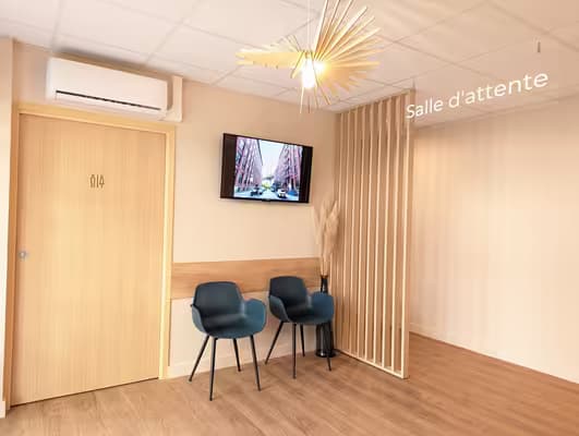 Location : pôle santé - saônéa