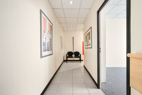 Cabinet de 11 m2 à louer dans un centre de santé pluridisciplinaire rénové de 175 m², situé en plein centre-ville de nogent-sur-marne