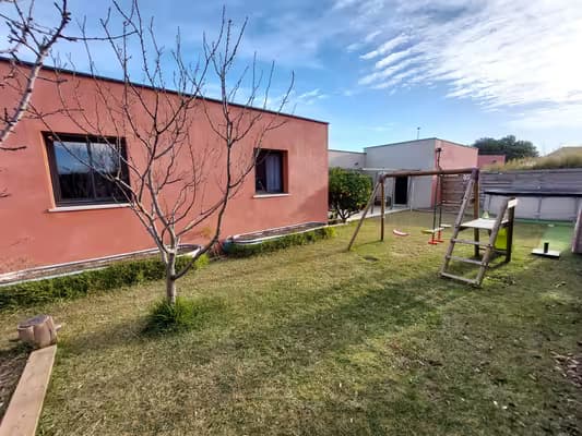 Vente cabinet 60 m2 + maison 210 m2 : 440 000 €