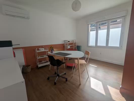 Limoux : partage de bureau dans cabinet paramédical