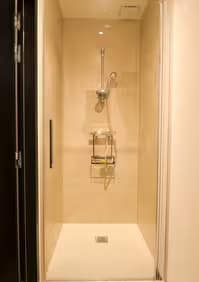 Salle de soins 14m2 à louer dès maintenant dans un local neuf sur bordeaux centre