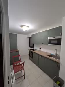 à louer – secteur charonne - disponible immediatement - cabinets psychologues et paramédicaux au rdc avec accès pmr