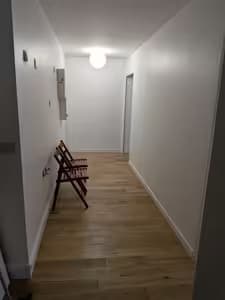 à louer – secteur charonne - disponible immediatement - cabinets psychologues et paramédicaux au rdc avec accès pmr