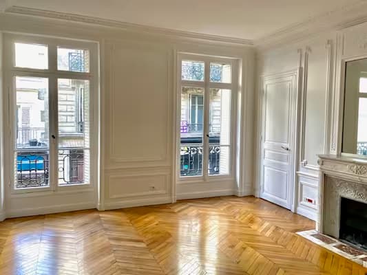 Paris 9ème rue d'amsterdam - 20 m² dans un cabinet médical et paramédical - tout inclus