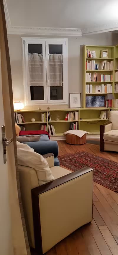 Belle salle de consultation à sous-louer à paris 11
