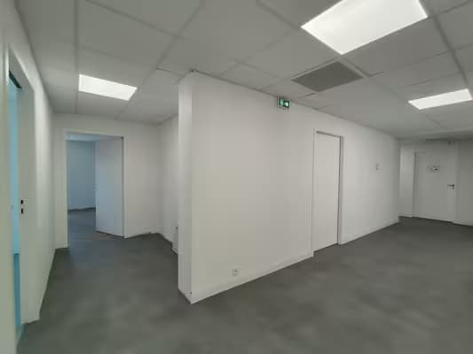 espace médical neuf 155m2