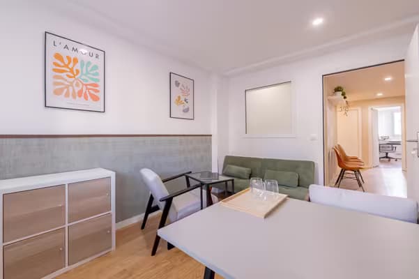🚨 NOUVEAU CABINET MÉDICAL DISPONIBLE À PARIS 11e – RUE TITON 🚨