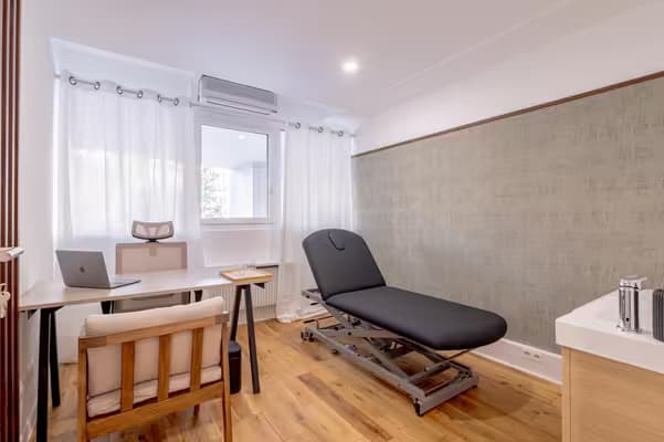 🚨 NOUVEAU CABINET MÉDICAL DISPONIBLE À PARIS 11e – RUE TITON 🚨