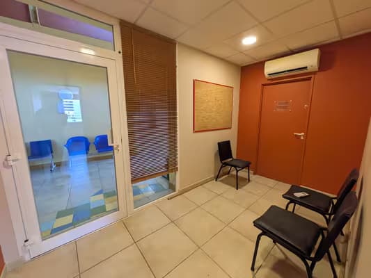 Bureau / cabinet médical 38 m² – centre de santé pluridisciplinaire – lunel