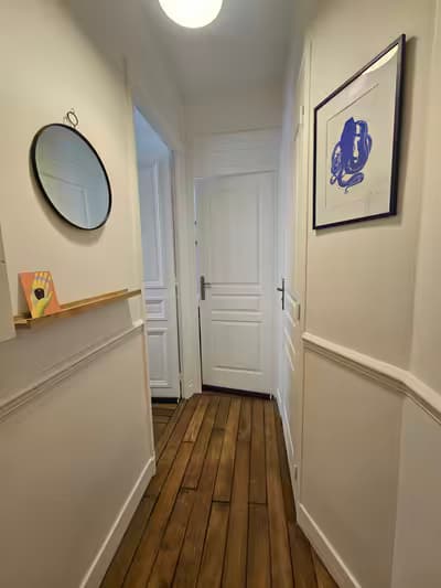 Cabinet au cœur du marais disponible le lundi, samedi et dimanche