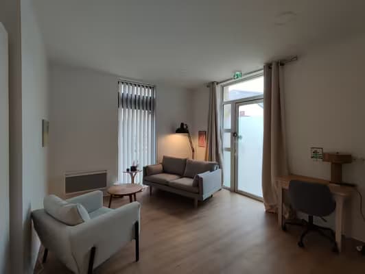 Location cabinet saint sulpice de faleyrens (10 min de libourne)
