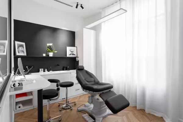 À VENDRE - LOCAL D’EXCEPTION POUR PROFESSION MÉDICALE ESTHÉTIQUE - Paris 16ème