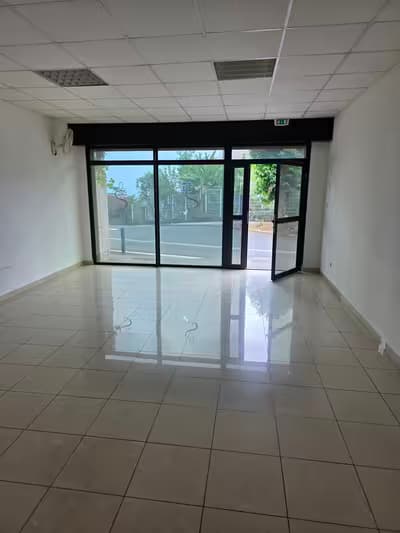 Location local professionnel trois bassins reunion