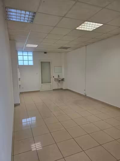Location local professionnel trois bassins reunion