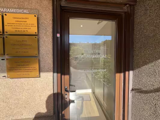 Boulogne Marcel Sembat - Bureau paramedical 12m² - sur jardin salle d'attente 21m² - temps plein ou temps partiel