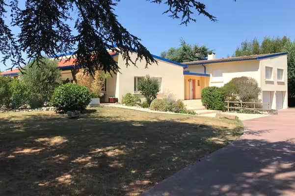 Location de 2 bureaux de 15m² chacun - 590€ cc / ttc