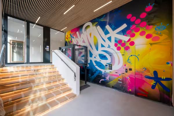 Plateaux ERP 330m² de bureaux neufs indépendants