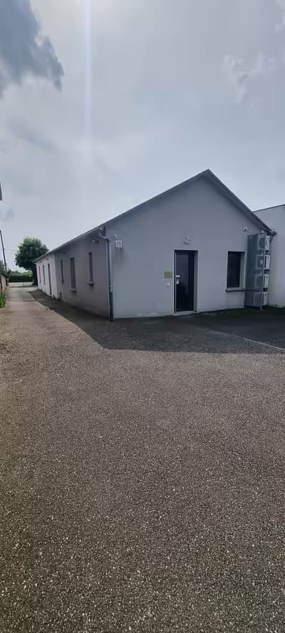 Libourne local disponible-excellente visibité-axe passant