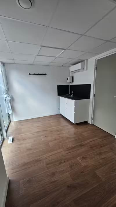 Cabinet à louer
