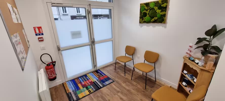 Salle 11.5m2 dans cabinet paramédical quartier st jacques / pirmil à nantes à partir du 01.04.2026