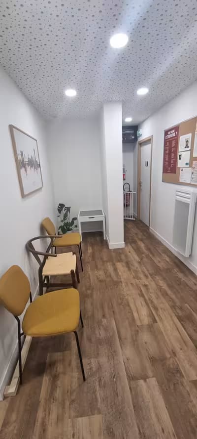 Salle 11.5m2 dans cabinet paramédical quartier st jacques / pirmil à nantes à partir du 01.04.2026
