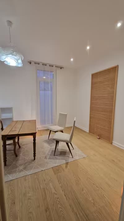 Location d'une pièce dans cabinet neuf