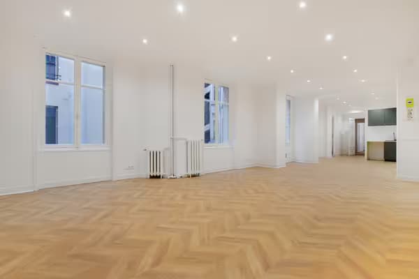 145m² à vendre rue de sèvres (duroc)