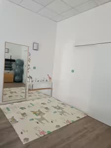 Local pro 61 m² avec jardin privatif – toulouse compans