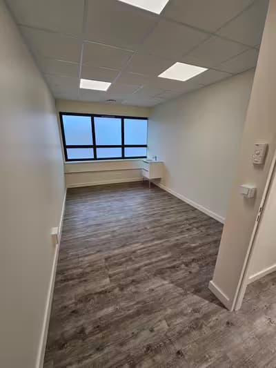 Saint-genis-laval – 4 bureaux de 17 m² – rdc pmr – 700 €/mois tout inclus