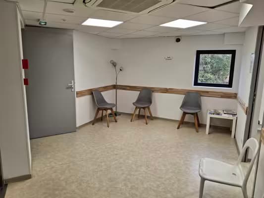 Cabinet 9 m2