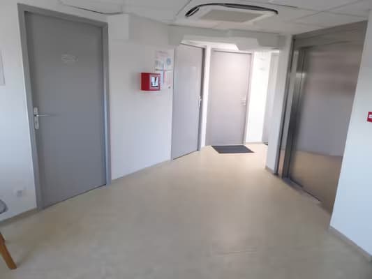 Cabinet 9 m2
