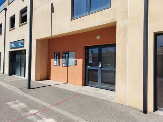 Cabinet 60 m² — pôle santé le cengle, pourrières (83) — à la journée, au mois partiel ou temps plein