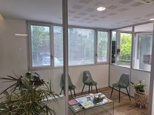 Cabinet à louer dans un centre de santé en zfu