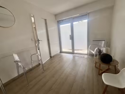 à louer – 800 euros - local médical – bordeaux caudéran