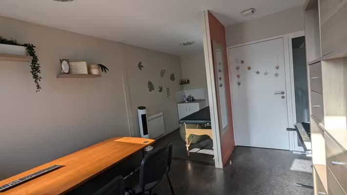 Bureaux dans pôle professionnel