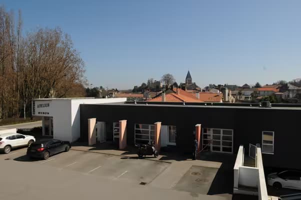 Bureaux dans pôle professionnel