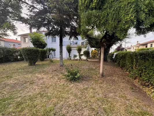 Local d'activité de 35 m² à louer bordeaux caudéran