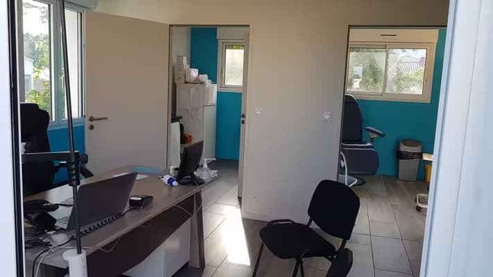 Bordeaux cauderan – bureau neuf pour professions medicales/paramedicales
